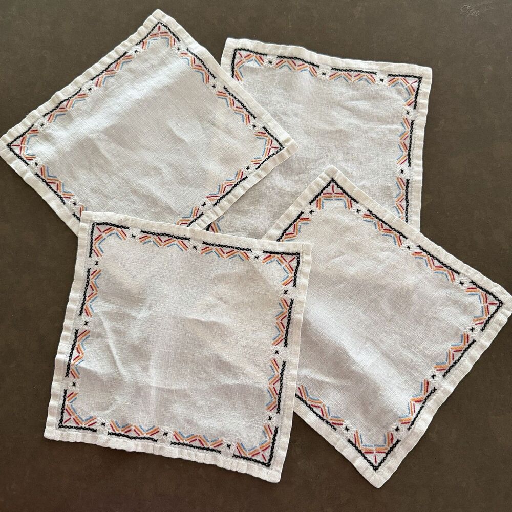 4 Vintage Hand Embroidered Linen Napkins Geometric Folk Style Table Linens Set